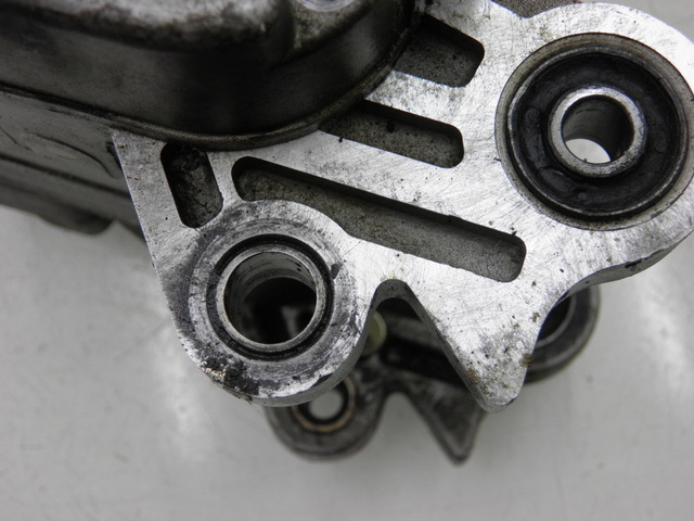 photo de CARTER MOTORE INFERIORE SYM SYMPLY 4T 50 (2012 - 2015) - Primo piano ad alta risoluzione