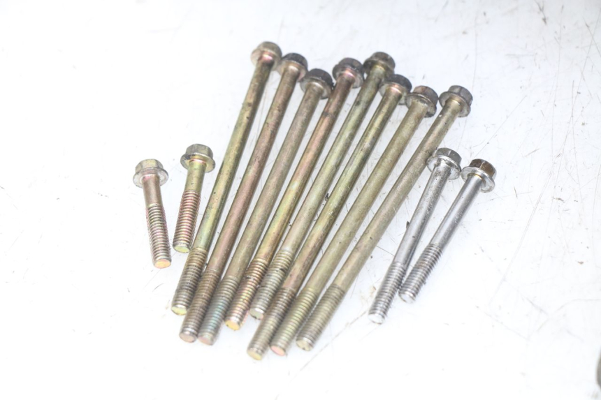 photo de CARTER MOTORE INFERIORE SYM SYMPHONY 125 (2009 - 2015) - Panoramica del profilo