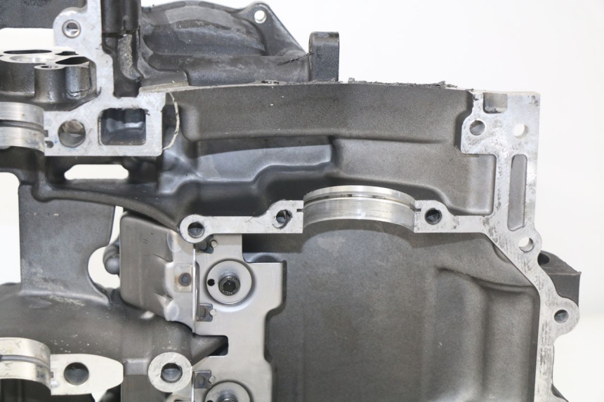 photo de CARTER MOTORE INFERIORE YAMAHA TDM ABS 900 (2002 - 2014) - Focus sulla struttura