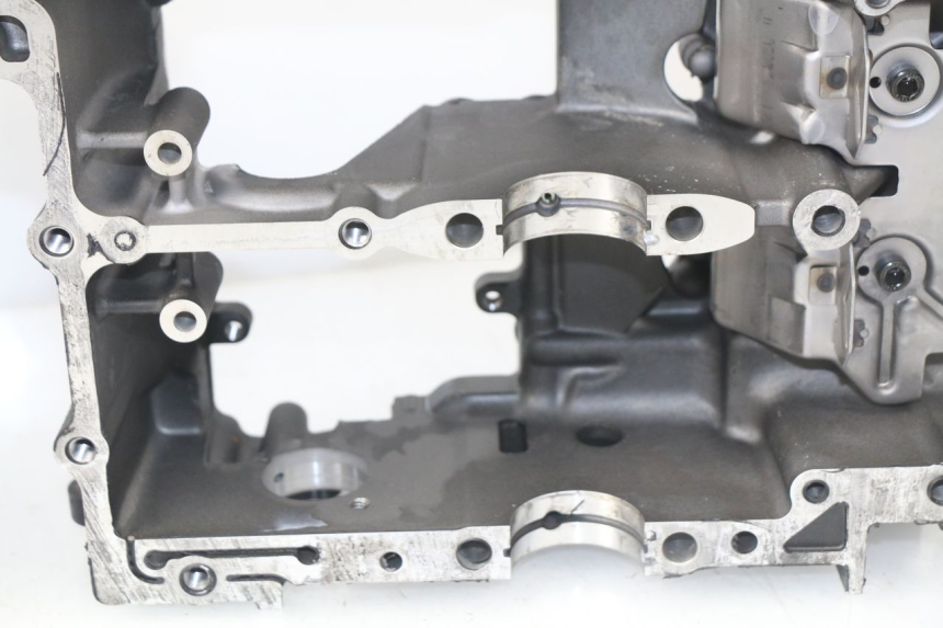 photo de CARTER MOTORE INFERIORE YAMAHA TDM ABS 900 (2002 - 2014) - Angolazione alternativa