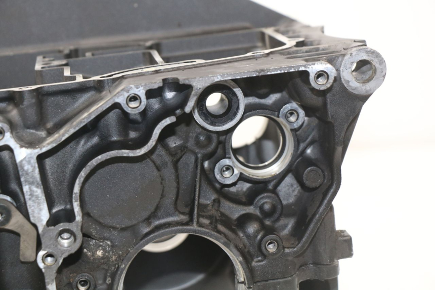 photo de CARTER MOTORE INFERIORE YAMAHA TDM ABS 900 (2002 - 2014) - Marcature e riferimenti originali