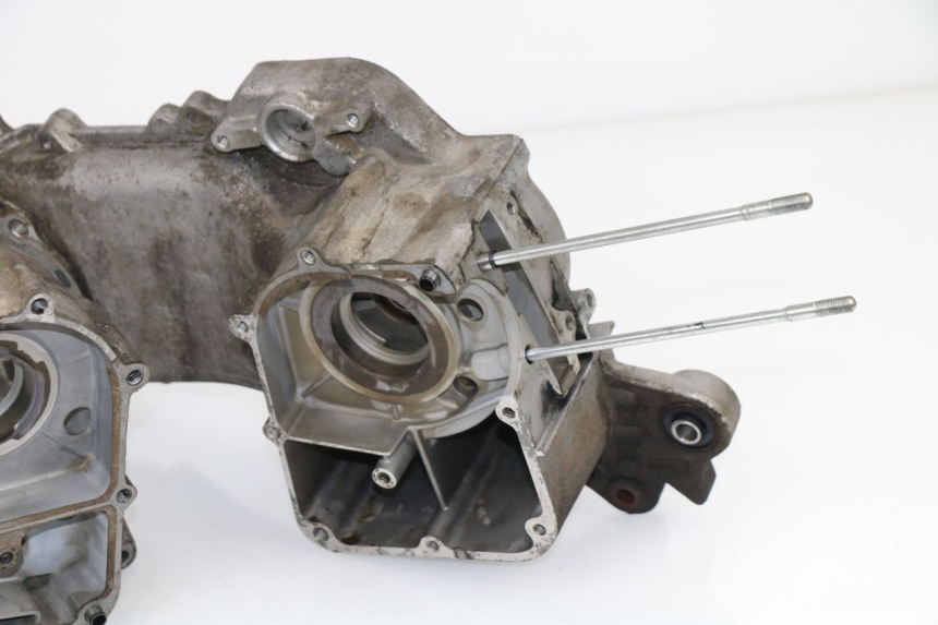 photo de CARTER MOTORE INFERIORE BAOTIAN TRAVEL SPIRIT 50 (2010 - 2012) - Ricambio usato controllato