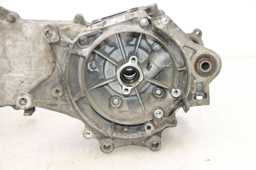 photo de CARTER MOTORE PEUGEOT TREKKER 50 (1995 - 2004) - Zoom sui componenti