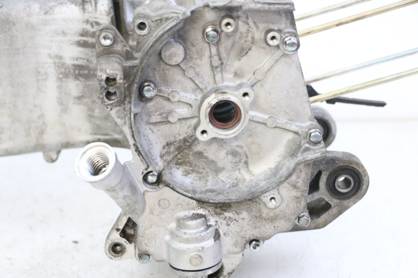 photo de CARTER BAS MOTEUR PEUGEOT TWEET 4T 50 (2018 - 2022) - Foto prodotto supplementare