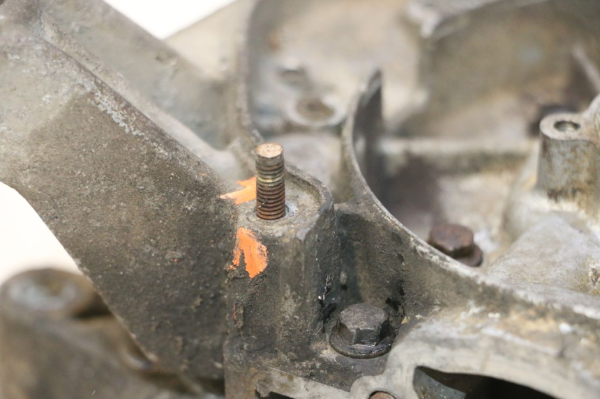 photo de CARTER MOTORE PIAGGIO TYPHOON 50 (2000 - 2009) - Altra angolazione