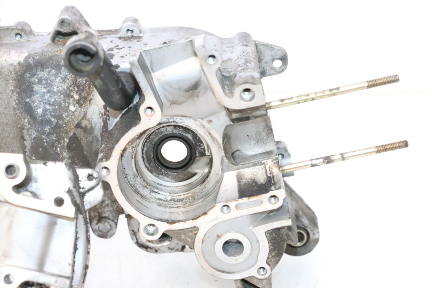 photo de CARTER MOTORE PIAGGIO TYPHOON 50 (2000 - 2009) - Dettaglio del componente