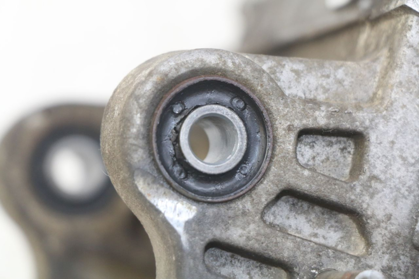 photo de CARTER BAS MOTEUR PEUGEOT V-CLIC VCLIC 50 (2007 - 2013) - Primo piano tecnico