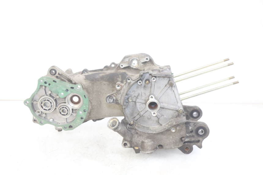 photo de CARTER BAS MOTEUR PEUGEOT V-CLIC VCLIC 50 (2007 - 2013) - Dettagli dei punti di fissaggio