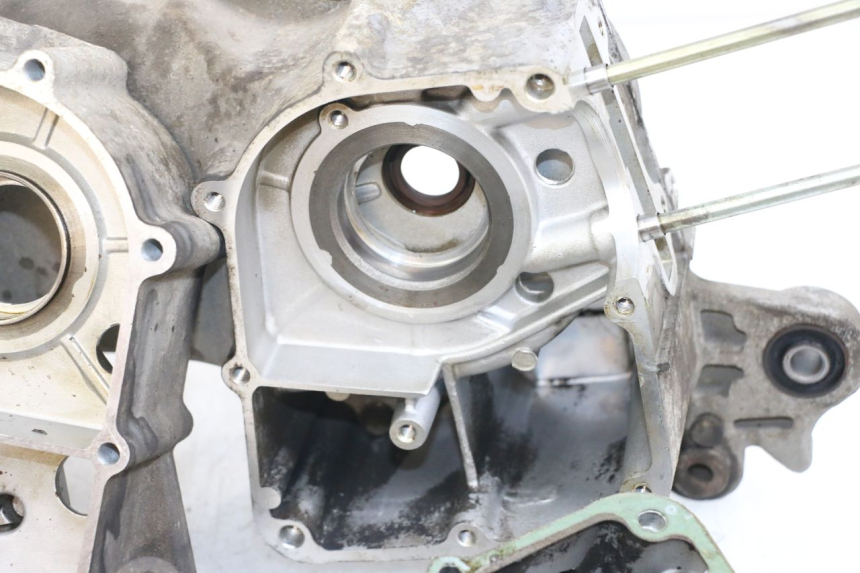 photo de CARTER BAS MOTEUR PEUGEOT V-CLIC VCLIC 50 (2007 - 2013) - Zoom qualità usato