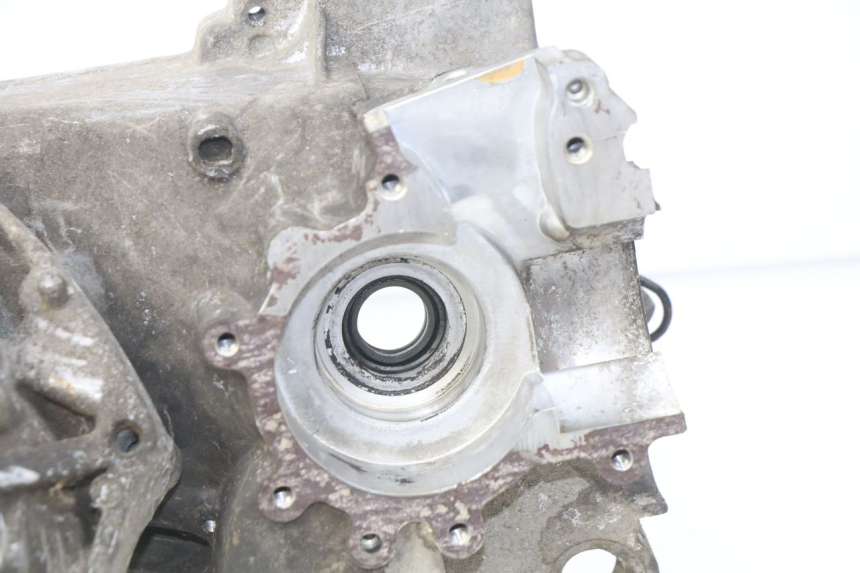 photo de CARTER BAS MOTEUR PEUGEOT VIVACITY NEW 2T 50 (2008 - 2017) - Ispezione visiva dettagliata