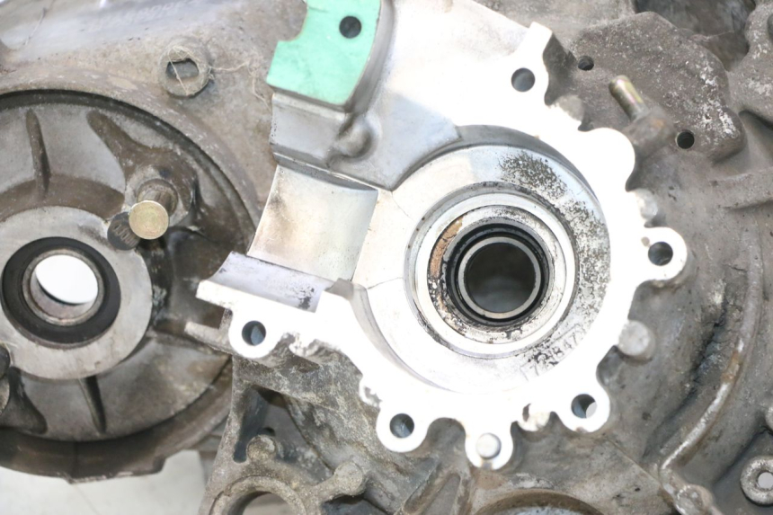 photo de CARTER BAS MOTEUR PEUGEOT VIVACITY NEW 2T 50 (2008 - 2017) - Altra vista dell'articolo