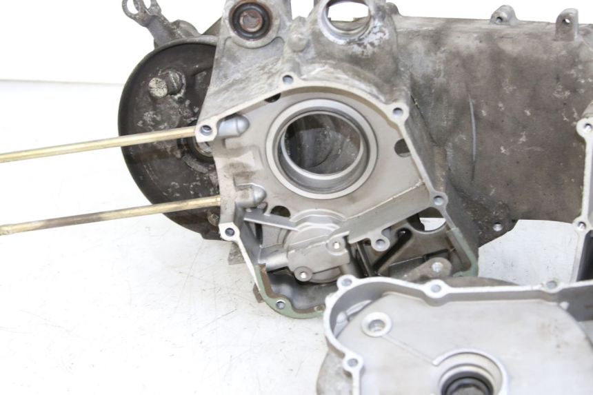 photo de CARTER MOTORE PEUGEOT VIVACITY 125 (2010 - 2017) - Caratteristiche distintive