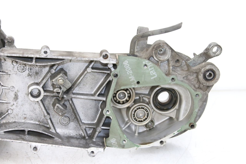 photo de CARTER MOTORE PEUGEOT VIVACITY 125 (2010 - 2017) - Vista d'insieme del prodotto