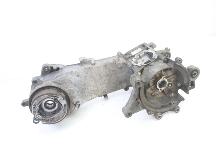 photo de CARTER MOTORE PEUGEOT VIVACITY 50 (2004 - 2009) - Altra angolazione