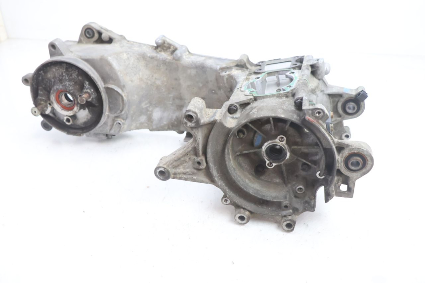 photo de CARTER MOTORE PEUGEOT VIVACITY 50 (2004 - 2009) - Stato della superficie e materiale