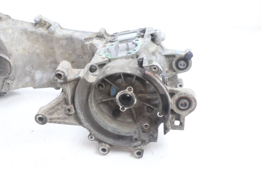 photo de CARTER MOTORE PEUGEOT VIVACITY 50 (2004 - 2009) - Marcature e riferimenti originali
