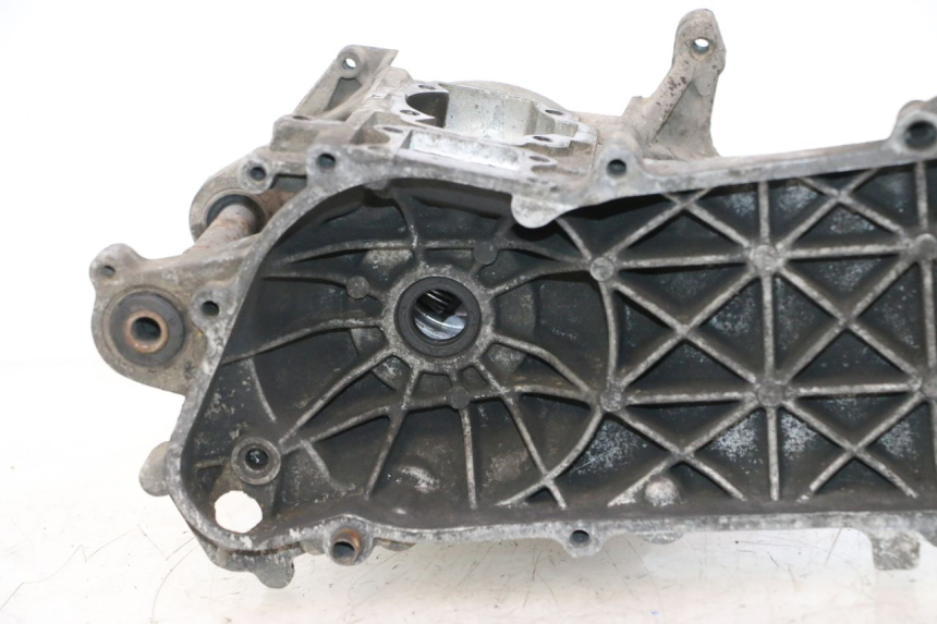 photo de CARTER MOTORE PEUGEOT VIVACITY 50 (1998 - 2003) - Primo piano tecnico