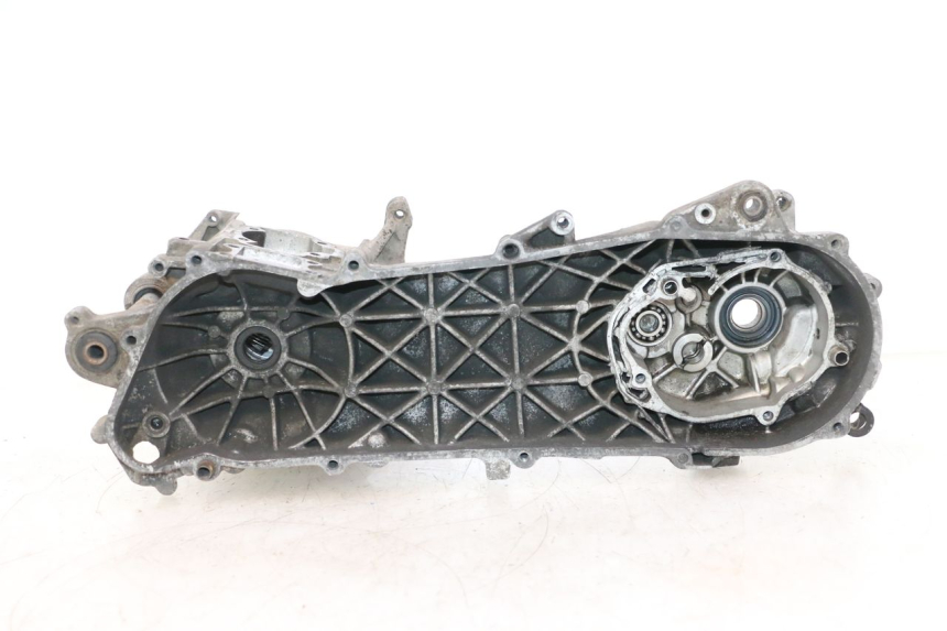 photo de CARTER MOTORE PEUGEOT VIVACITY 50 (1998 - 2003) - Dettagli dei punti di fissaggio