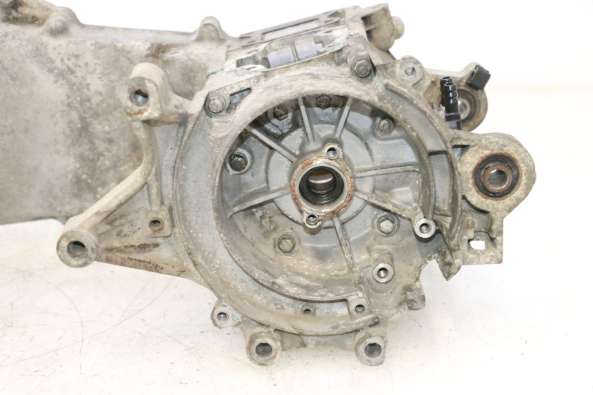 photo de CARTER MOTORE PEUGEOT VIVACITY 50 (2004 - 2009) - Primo piano tecnico