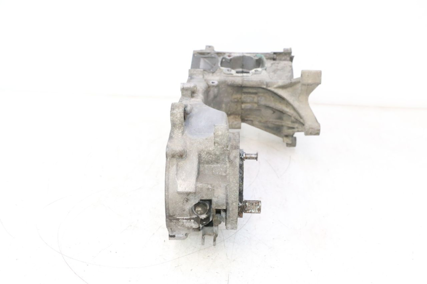 photo de CARTER MOTORE PEUGEOT VIVACITY 50 (2004 - 2009) - Dettagli dei punti di fissaggio