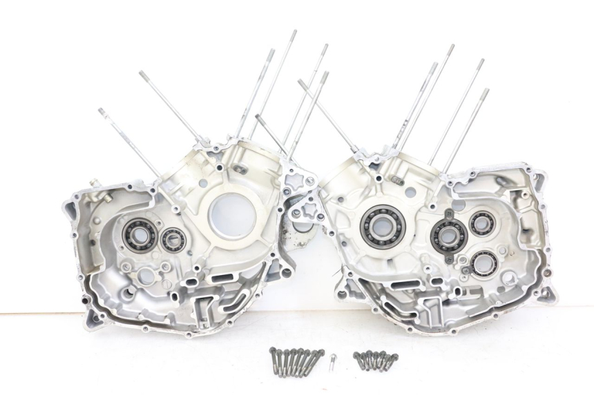 photo de CARTER MOTORE SUZUKI VL INTRUDER 125 (2004 - 2007) - Dettaglio del componente