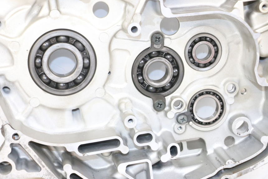 photo de CARTER MOTORE SUZUKI VL INTRUDER 125 (2004 - 2007) - Altra vista dell'articolo