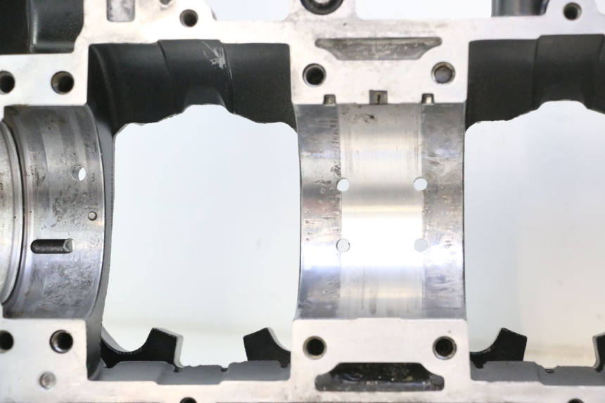 photo de CARTER MOTORE YAMAHA WAVE RUNNER GP R 1200 (2000 - 2003) - Marcature e riferimenti originali