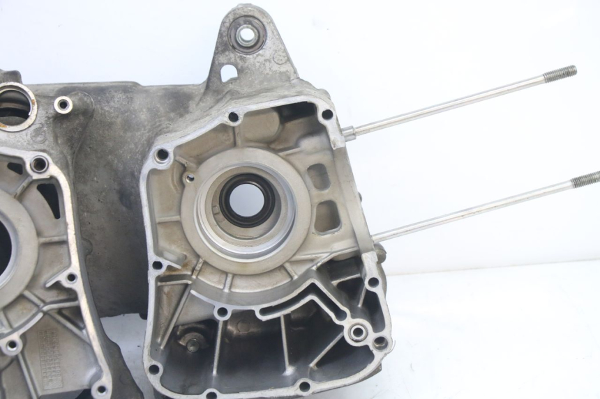 photo de CARTER MOTORE YAMAHA X-MAX XMAX 125 (2010 - 2013) - Zoom sullo stato d'uso