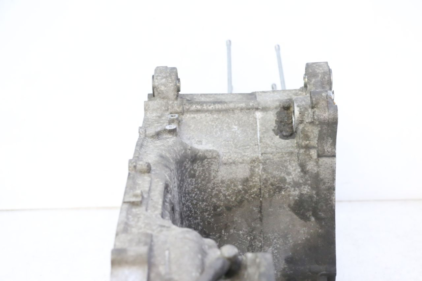 photo de CARTER BAS MOTEUR YAMAHA X-MAX XMAX 250 (2006 - 2009) - Dettagli dei punti di fissaggio