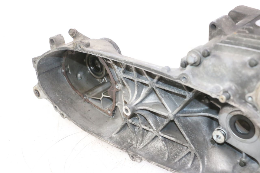 photo de CARTER BAS MOTORE YAMAHA XMAX X-MAX 125 (2006 - 2009) - Zoom sullo stato d'uso