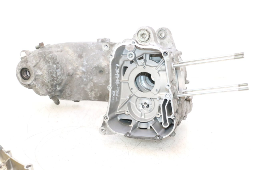 photo de CARTER BAS MOTORE YAMAHA XMAX X-MAX 125 (2006 - 2009) - Dettaglio del componente