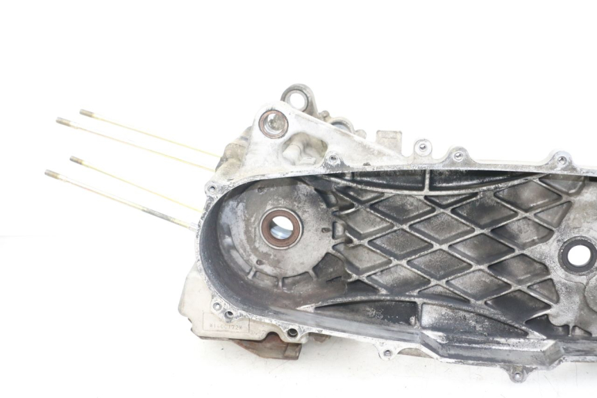 photo de CARTER MOTORE INFERIORE KYMCO XCITING 250 (2006 - 2009) - Altra vista dell'articolo