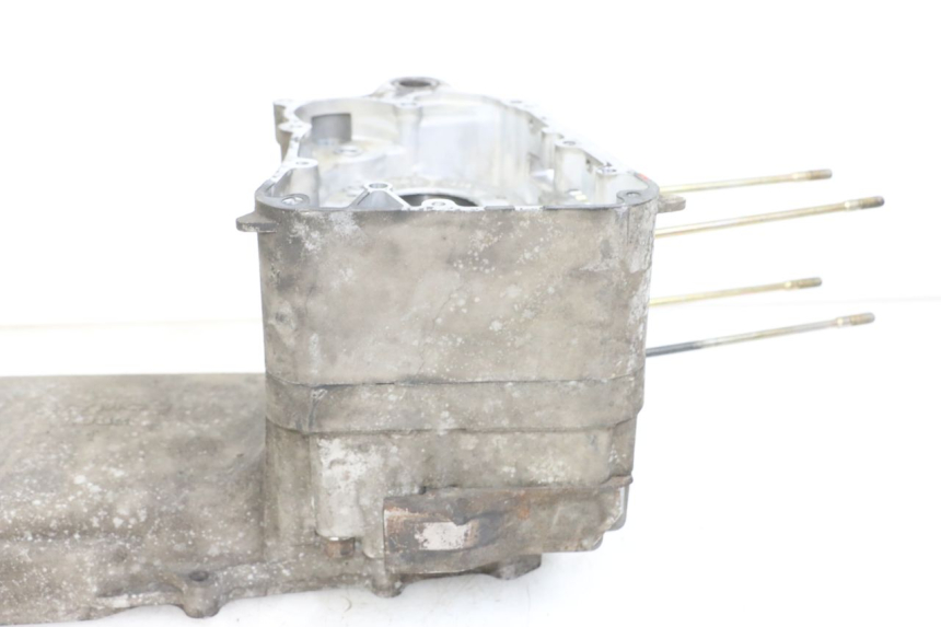 photo de CARTER MOTORE INFERIORE KYMCO XCITING 250 (2006 - 2009) - Zoom sullo stato d'uso