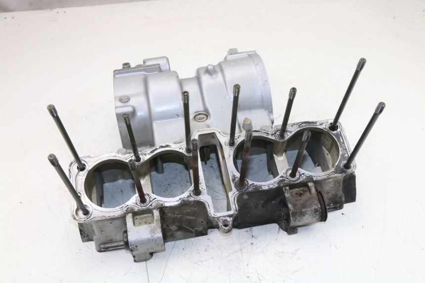 photo de CARTER MOTORE INFERIORE YAMAHA XJS DIVERSION 600 (1997 - 1999) - Zoom qualità usato