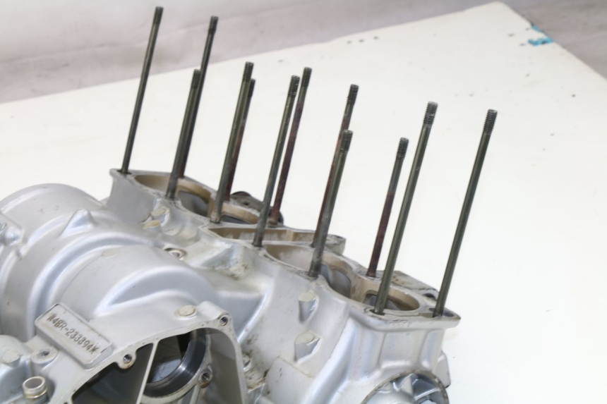 photo de CARTER MOTORE INFERIORE YAMAHA XJS DIVERSION 600 (1997 - 1999) - Panoramica del profilo