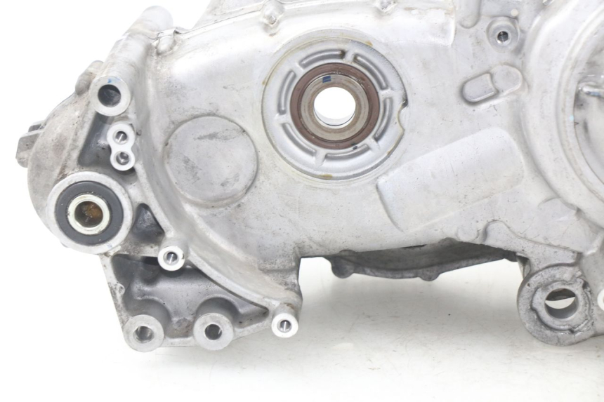 photo de CARTER MOTORE INFERIORE YAMAHA XP T-MAX TMAX 500 (2008 - 2012) - Zoom sui componenti