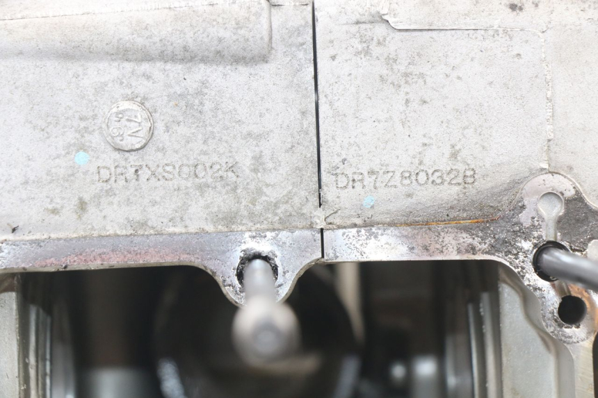 photo de CARTER MOTORE INFERIORE YAMAHA XP T-MAX TMAX 500 (2008 - 2012) - Foto prodotto supplementare