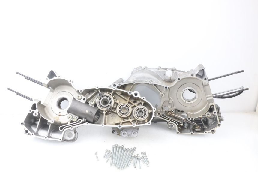 photo de CARTER MOTORE INFERIORE YAMAHA XP T-MAX TMAX 500 (2008 - 2012) - Angolazione alternativa