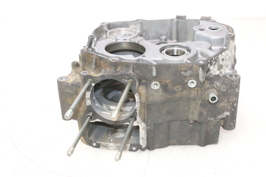 photo de CARTER MOTORE SMC XROAD 150 - Dettagli dei punti di fissaggio