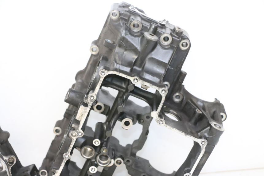 photo de CARTER MOTORE YAMAHA FZ1 FAZER 1000 (2007 - 2009) - Angolazione alternativa