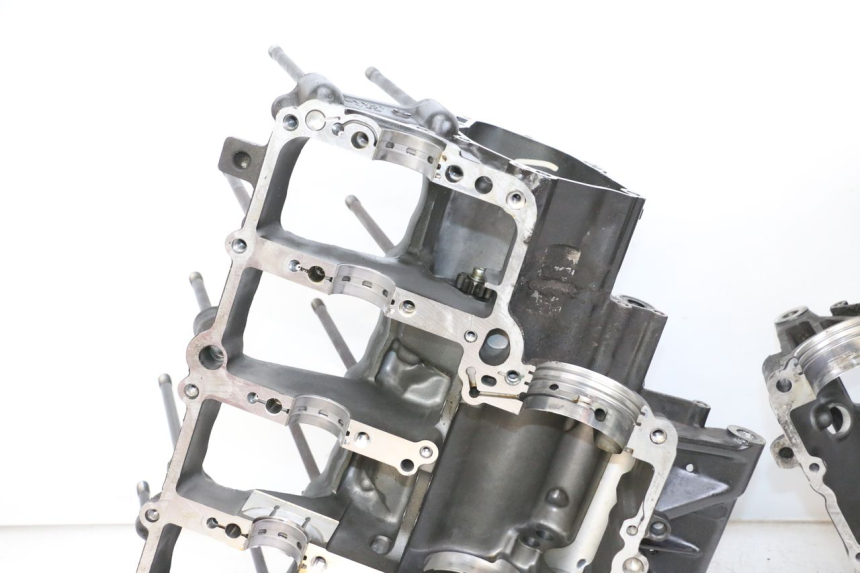 photo de CARTER MOTORE YAMAHA FZ1 FAZER 1000 (2007 - 2009) - Altra angolazione