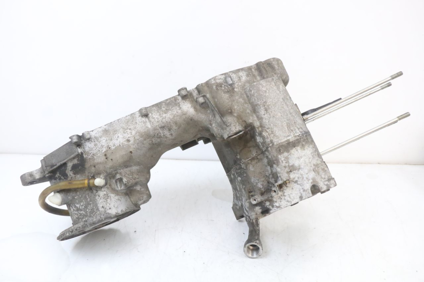 photo de CARTER BAS MOTEUR YAMAHA YP MAJESTY 125 (2002 - 2006) - Zoom sui componenti