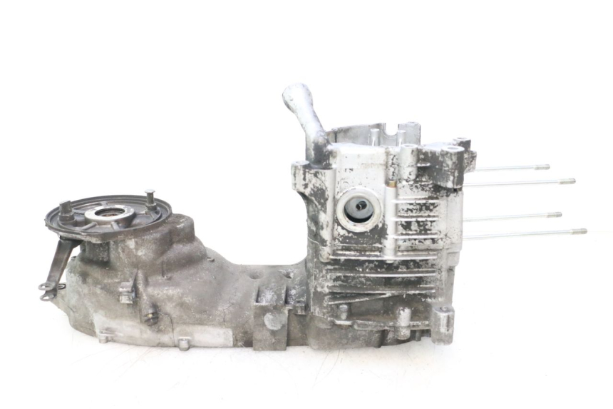 photo de CARTER MOTORE INFERIORE YAMAHA YP MAJESTY 125 (1998 - 2001) - Zoom sullo stato d'uso