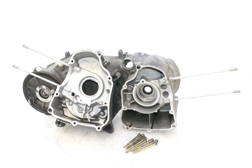 photo de CARTER MOTORE INFERIORE YAMAHA YP MAJESTY 125 (1998 - 2001) - Stato della superficie e materiale