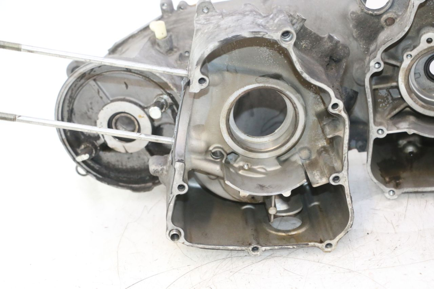 photo de CARTER MOTORE INFERIORE YAMAHA YP MAJESTY 125 (1998 - 2001) - Zoom qualità usato