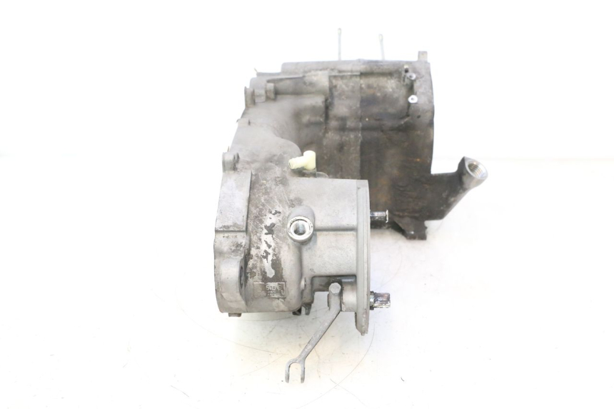 photo de CARTER MOTORE INFERIORE YAMAHA YP MAJESTY 125 (1998 - 2001) - Primo piano tecnico