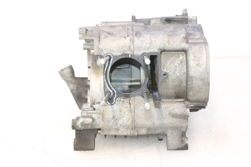 photo de CARTER MOTORE YAMAHA YP MAJESTY 125 (2007 - 2010) - Angolazione alternativa