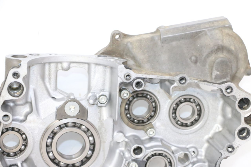 photo de CARTER MOTORE YAMAHA YZ-F YZF 250 (2014 - 2018) - Panoramica del profilo