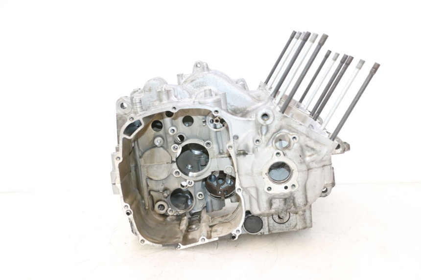 photo de CARTER MOTORE YAMAHA YZF R GENESIS 750 (1993 - 1998) - Zoom sui componenti