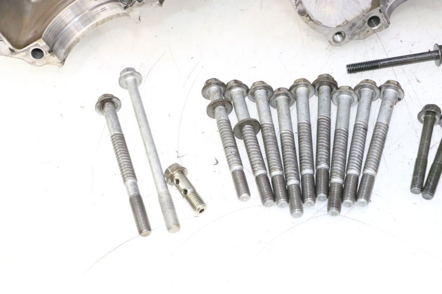 photo de CARTER MOTORE YAMAHA YZF R GENESIS 750 (1993 - 1998) - Marcature e riferimenti originali